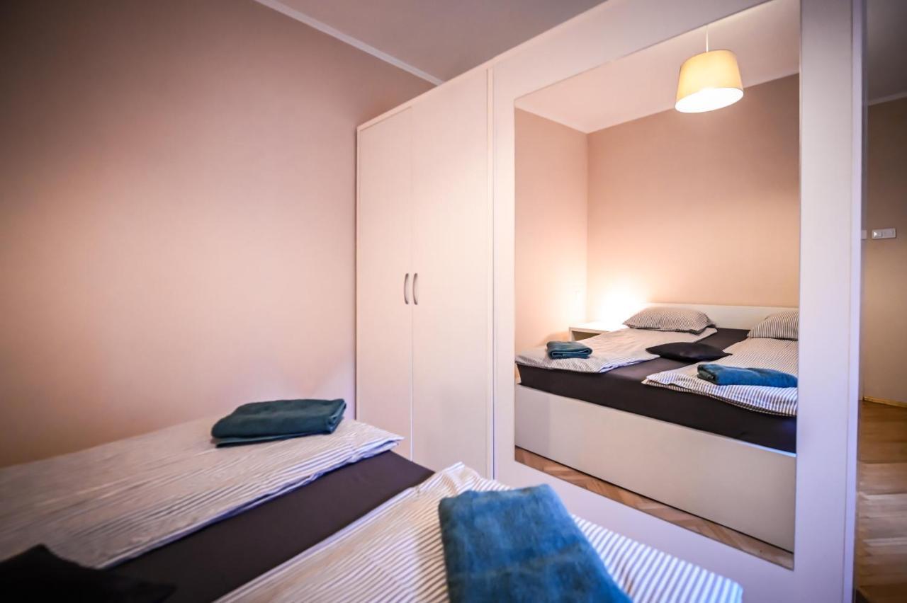 Jules' Sunny, Spacious And Central Apartment ซีบิว ภายนอก รูปภาพ