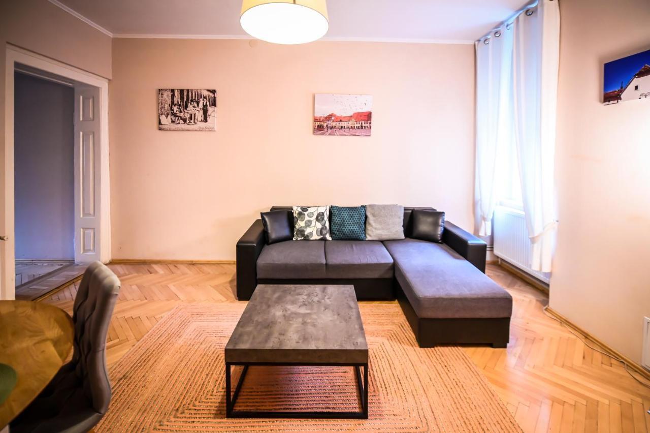 Jules' Sunny, Spacious And Central Apartment ซีบิว ภายนอก รูปภาพ