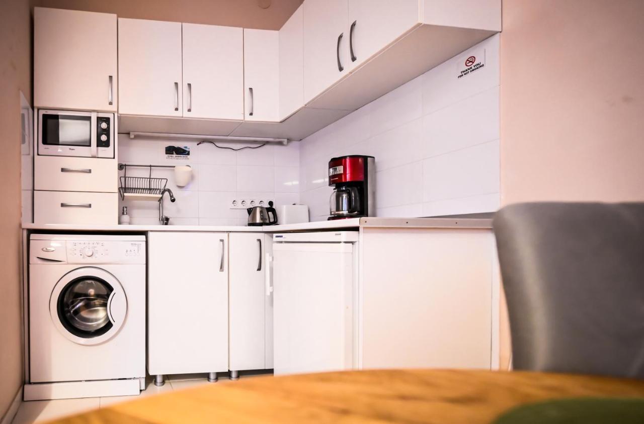 Jules' Sunny, Spacious And Central Apartment ซีบิว ภายนอก รูปภาพ